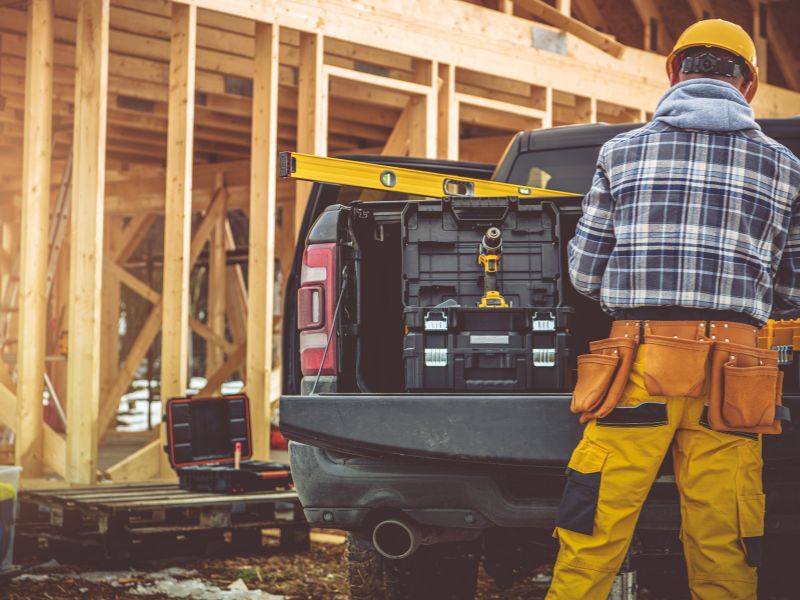 commercial contractor foreman at a job site
