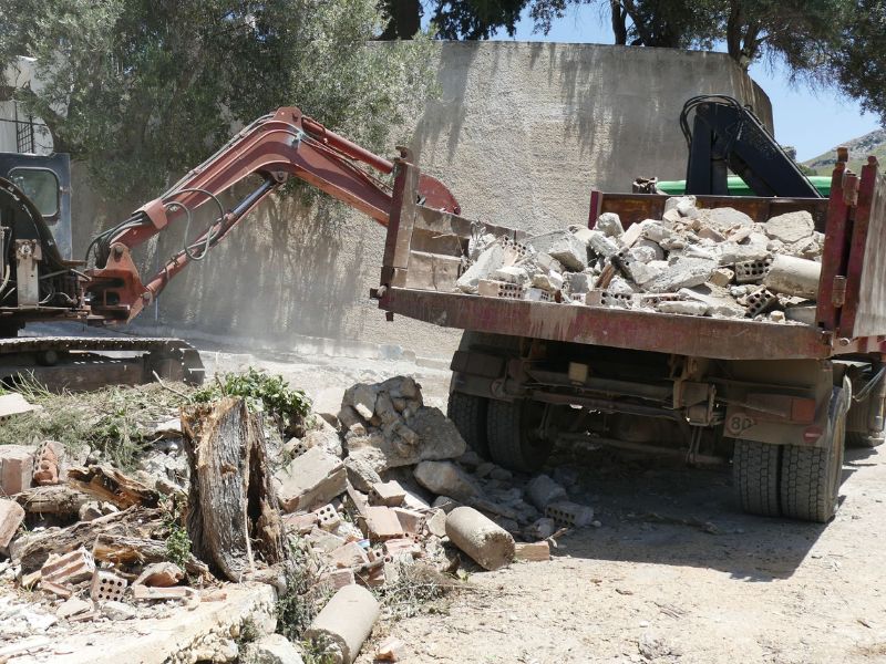 construction site debris removal